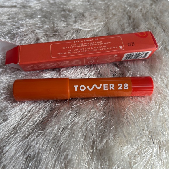 Tower28 JuiceBalm Tinted Lip Balm Squeeze Coral .09oz - Picture 6 of 6
